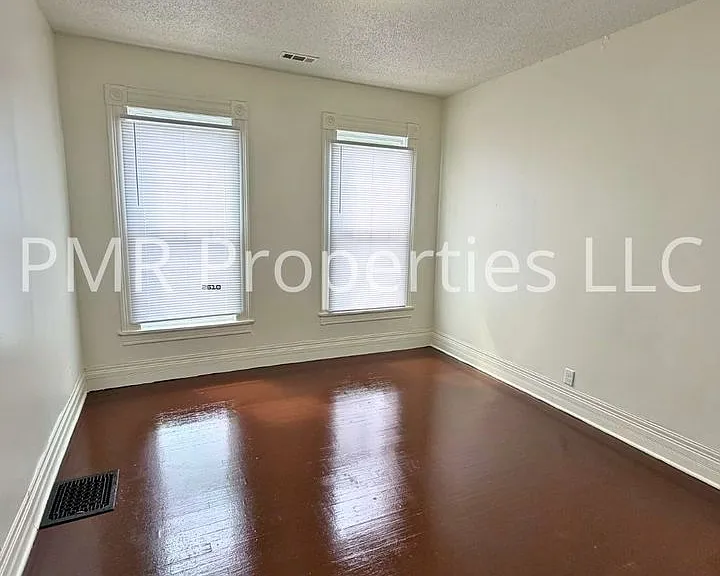 613 N 22nd St — Photo 7