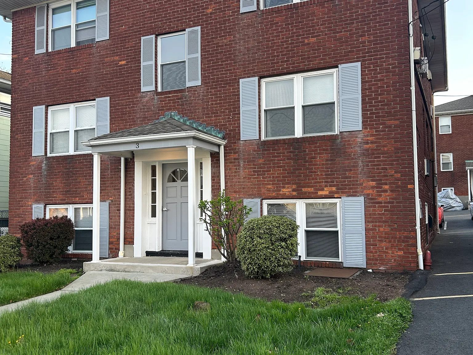 3 Vanderbilt Pl — Photo 4