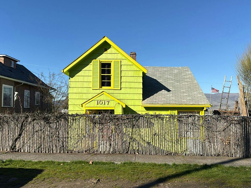 1st image of 1017 E 8th St