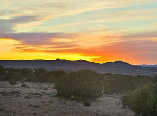 136 Thundercloud Rd, Santa Fe, NM 87506