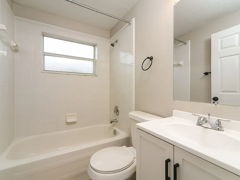 10832 Rushwood Way — Photo 15