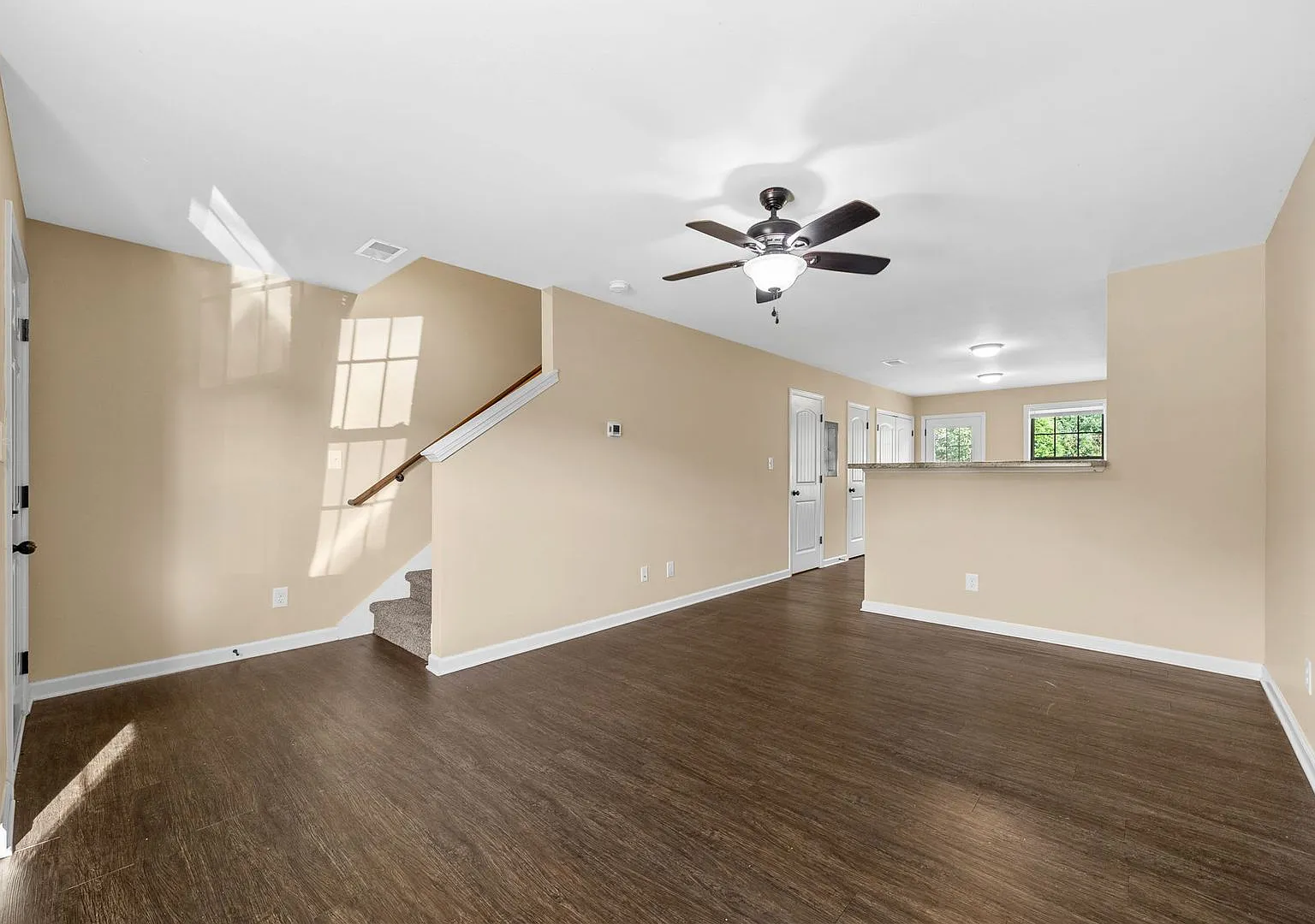 161 Center Pointe Drive — Photo 4