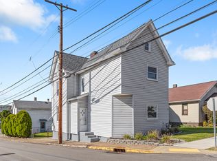 1300 3rd Ave, Conway, PA 15027