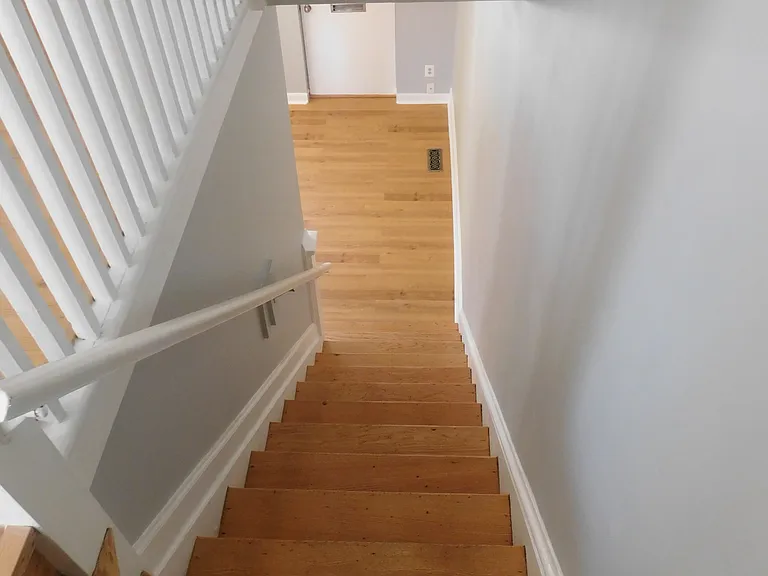 905 Kearny St NE — Photo 38