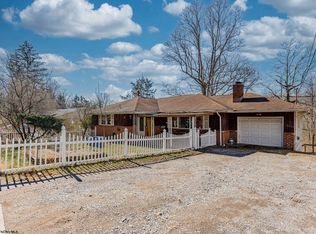 1114 Berwood Dr, Morgantown, WV 26505