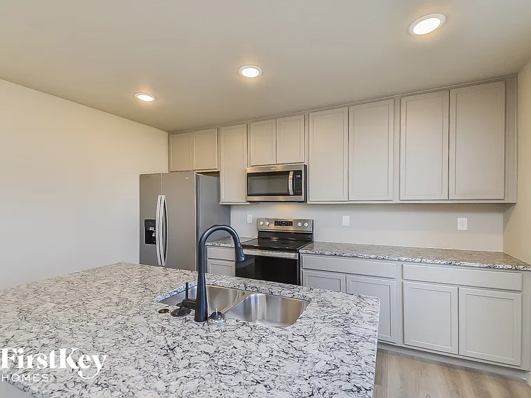 6920 Akela Ln — Photo 5