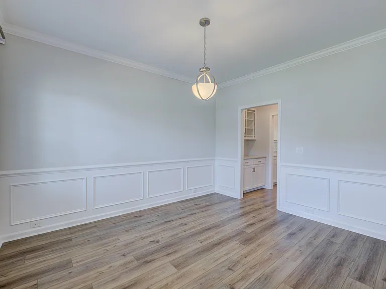 151 Brockway Dr — Photo 8
