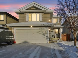1532 37c Ave NW, Edmonton, AB T6T 0E1