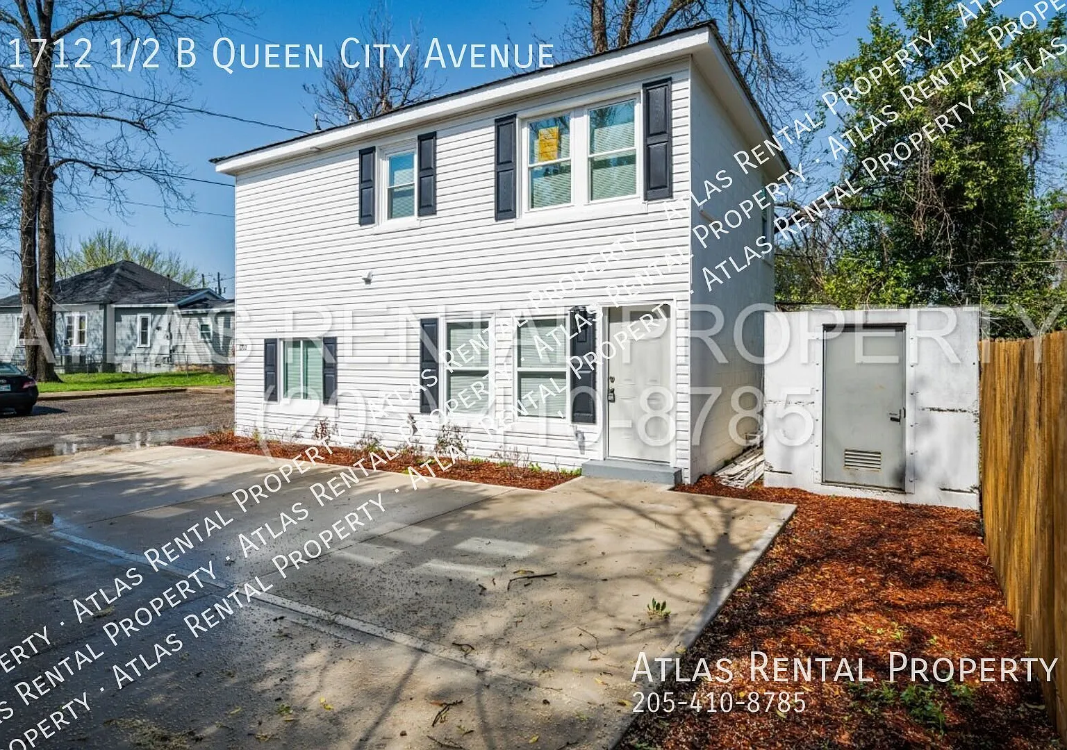 Move-In Ready Tuscaloosa Gem! — Photo 2