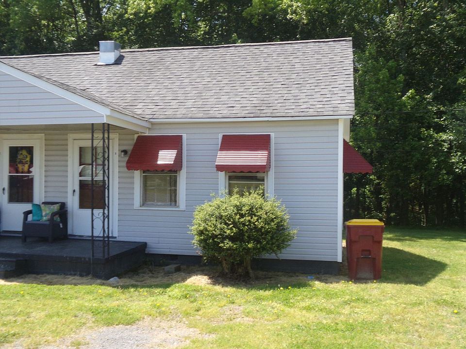 1st image of 2852B County Dr