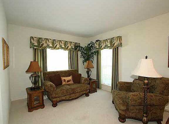 3rd image of 3215 Cypress Point Cir