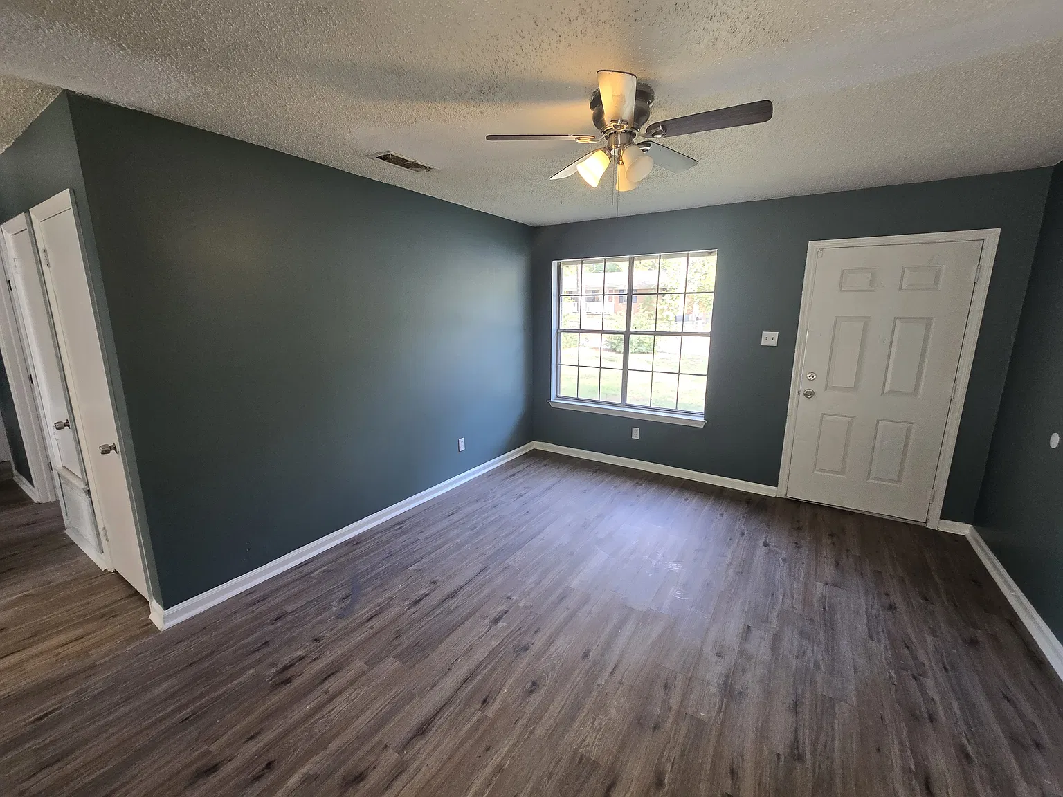 3-Bedroom, 1-Bathroom Home — Photo 4