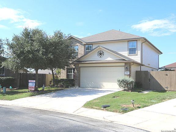 3rd image of 3907 Medina Branch