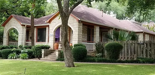 1701 Forest Trl #A Photo 1 1701 Forest Trl #A Photo 1