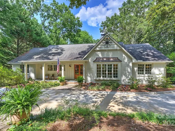 6741 Folger Dr, Charlotte, NC 28270