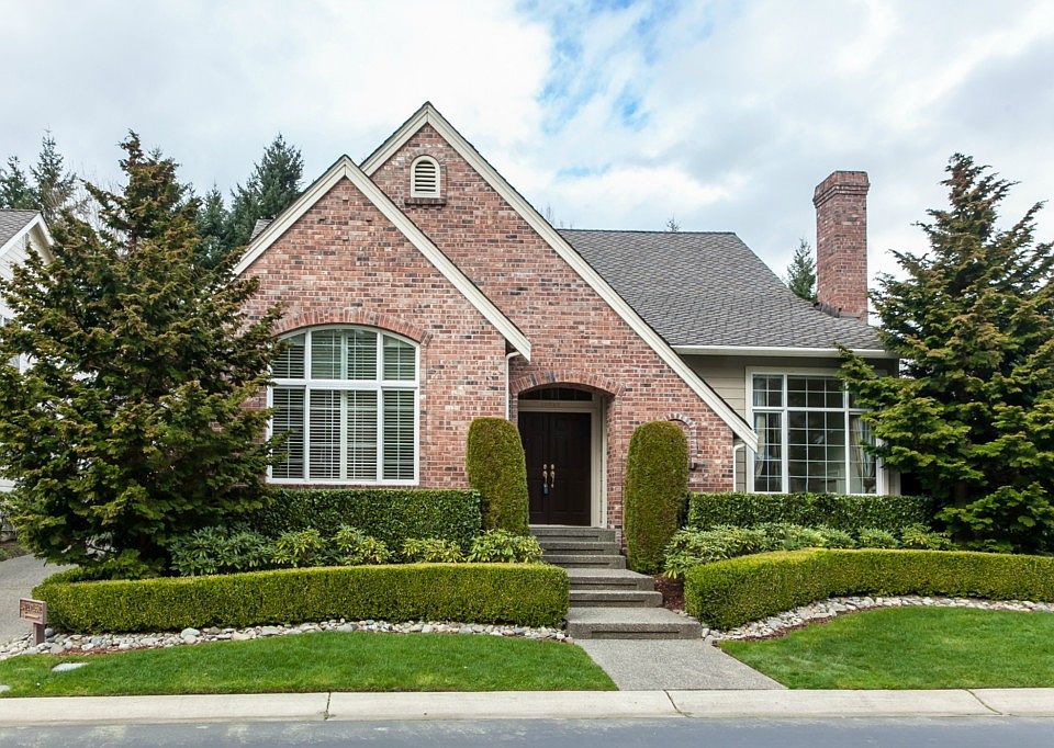 1st image of 13548 NE 12th Pl