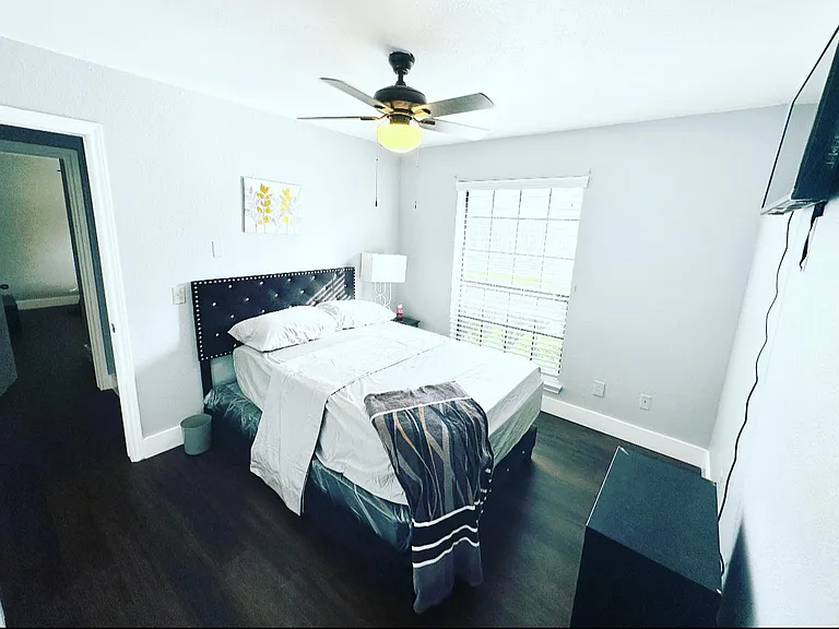 9360 Sunset Dr — Photo 6
