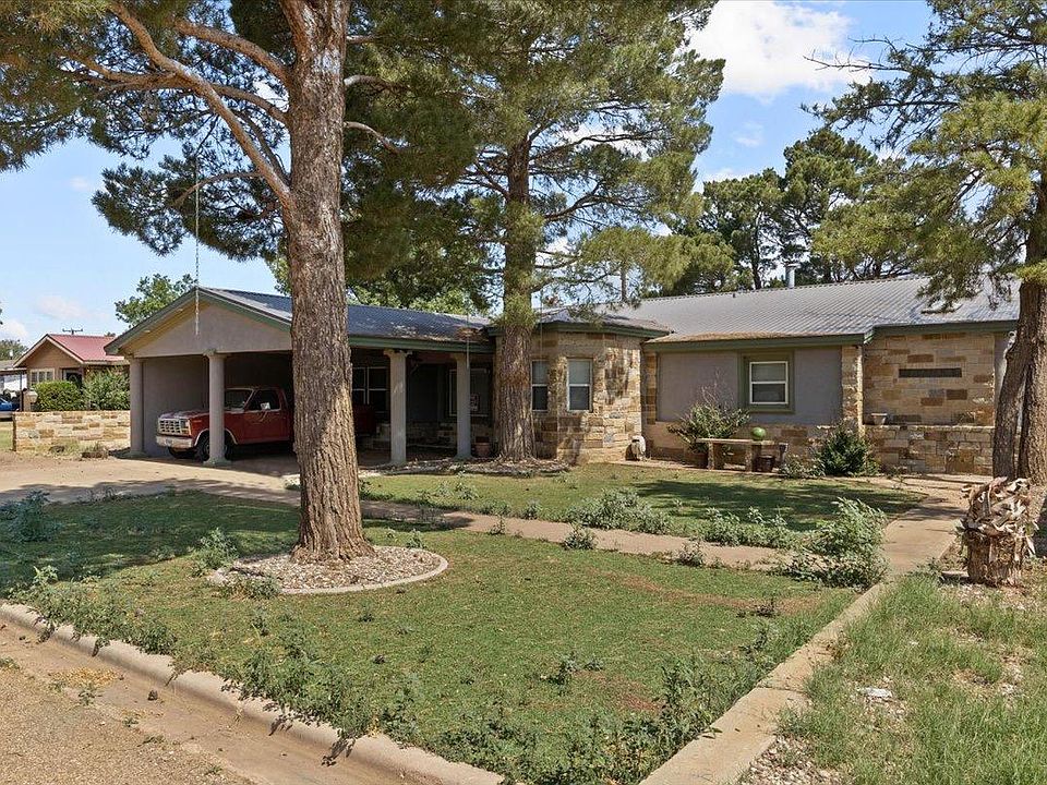 604 17th St, Seagraves, TX 79359 MLS 202308865 Zillow