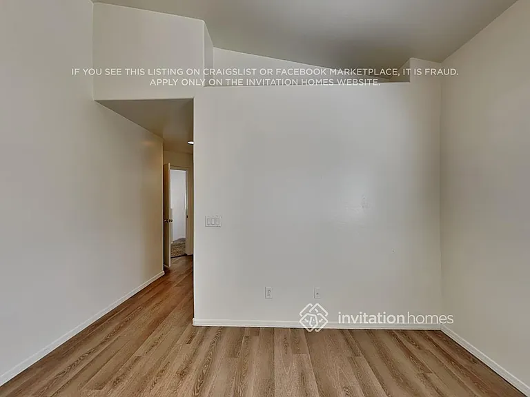 22012 N 29th Dr — Photo 11