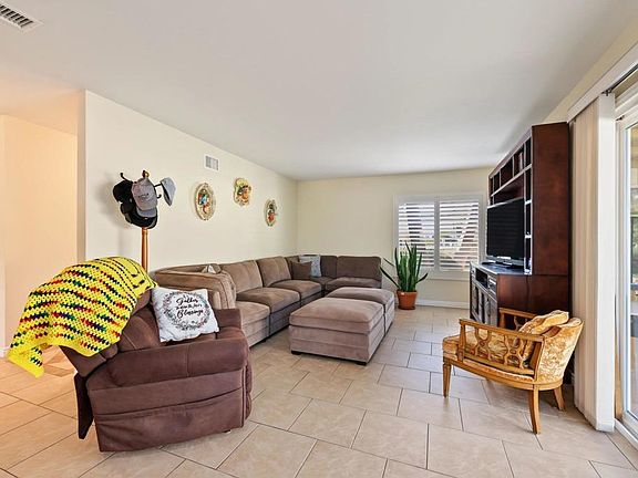 5th image of 1737 Manfred Ct