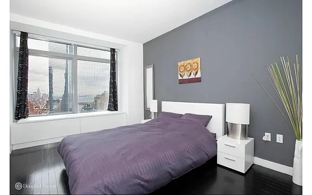Rented by Douglas Elliman | media 26