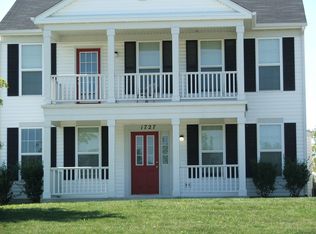 1727 Ravine Park Ln, Aurora, IL