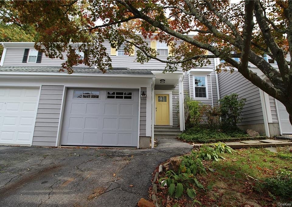 1st image of 12 Boulder Ln
