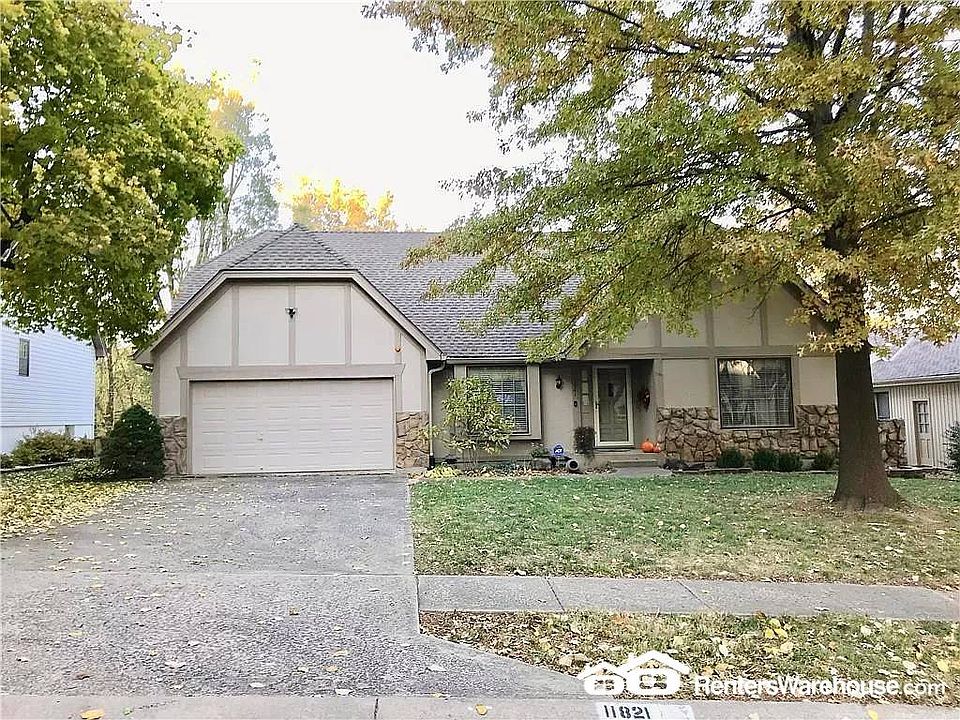 1st image of 11821 Harrison Dr