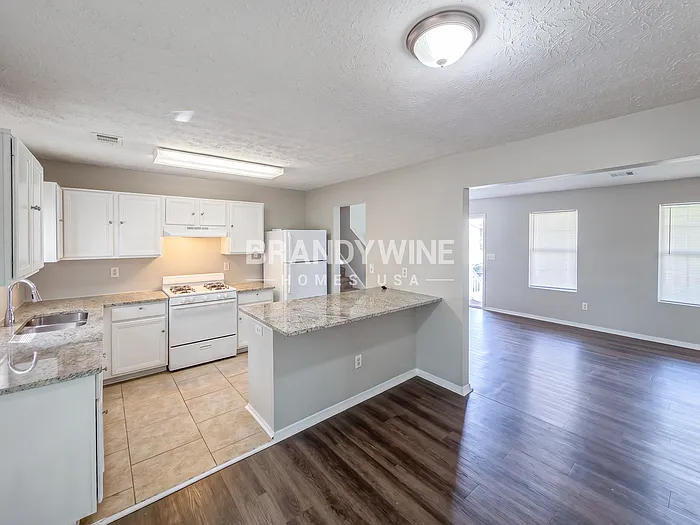 2604 Clifton Run Trce — Photo 6