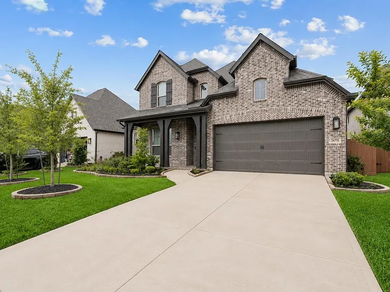 24711 Hibiscus Garden Way — Photo 4