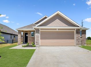 9220 Union Pacific Dr #T, Fort Worth, TX 76123