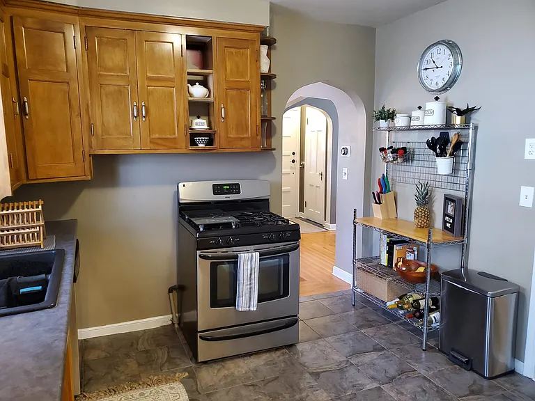 3224 Webster Ave S — Photo 5
