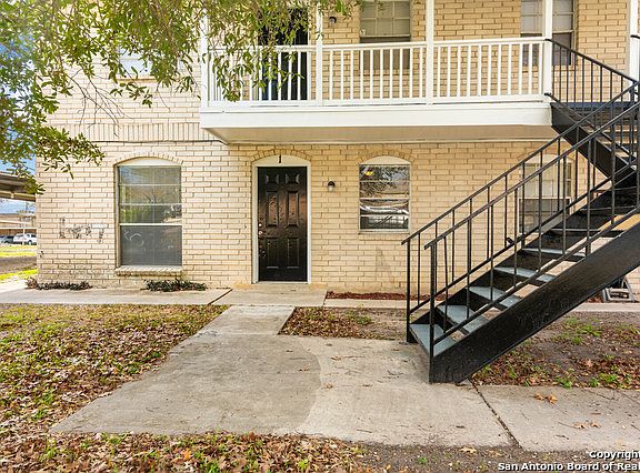 3rd image of 10819 Baltic Dr #1