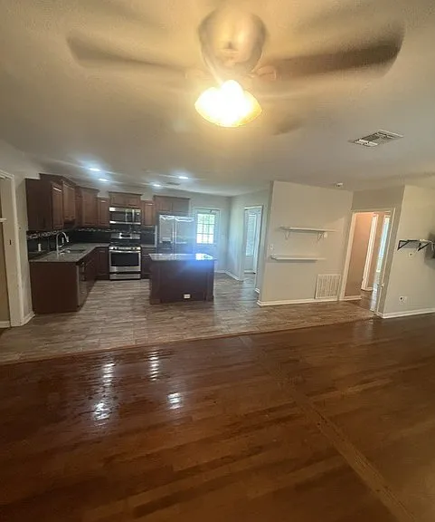 1809 Merriman Ave — Photo 7