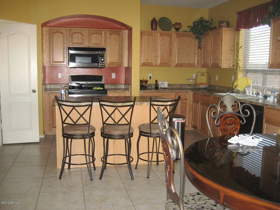 2nd image of 9128 W Heber Rd
