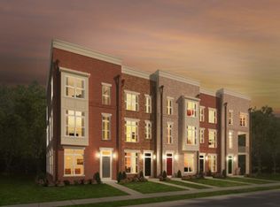 42639 Aden Ter, Ashburn, VA 20148