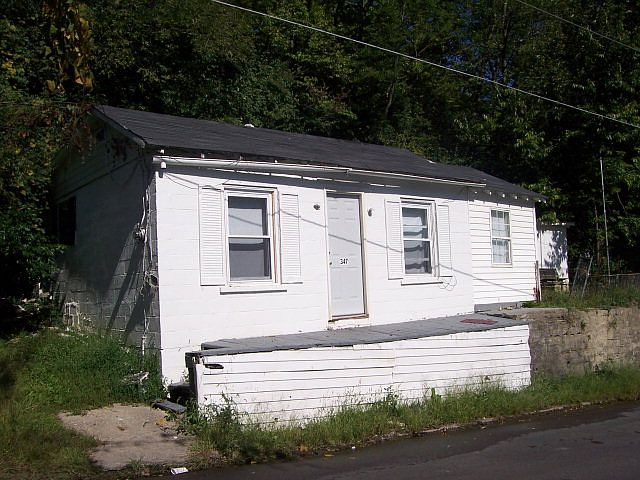 1st image of 347 Lexington Pike