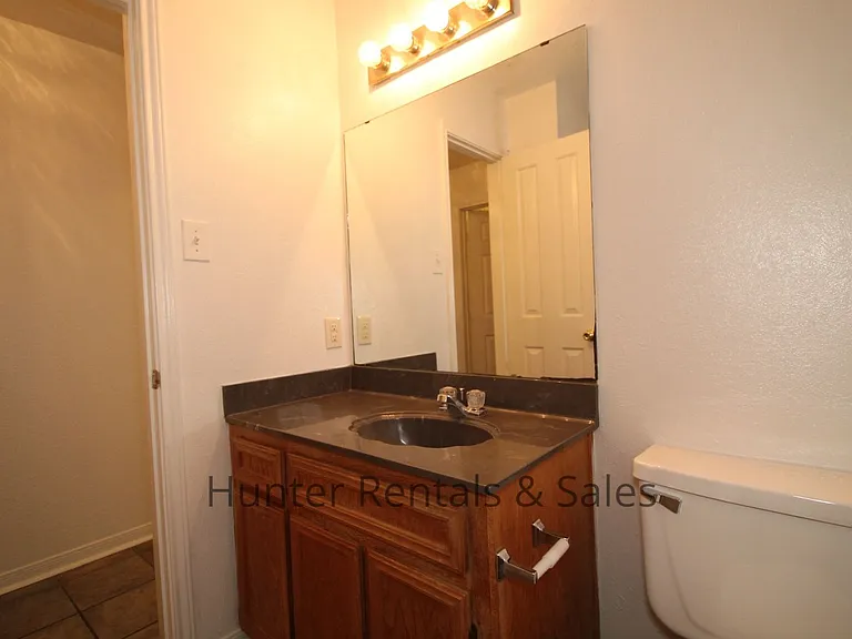1012 Windy Hill Rd — Photo 24