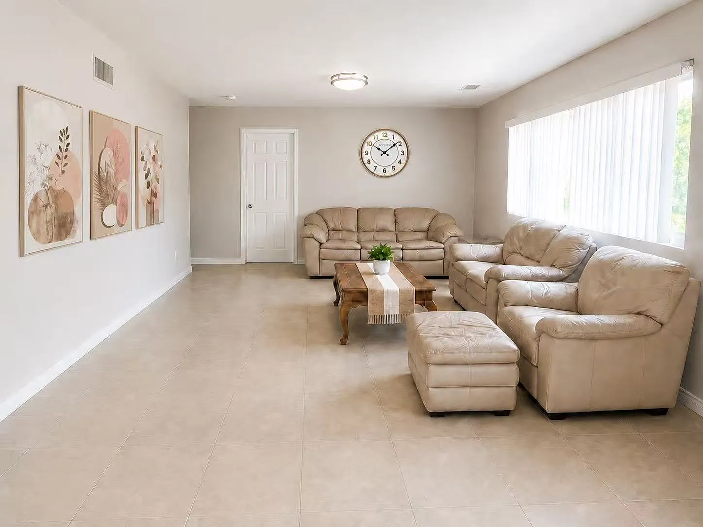 6 bed, 2178 sqft, $800 — Photo 2