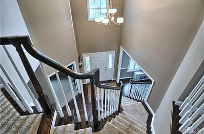 3rd image of 50678 Amesburg Dr