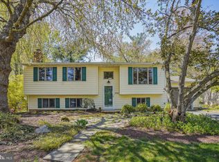 2718 Wrexham Ct, Herndon, VA 20171