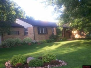 108 9th Ave SE, Waseca, MN 56093