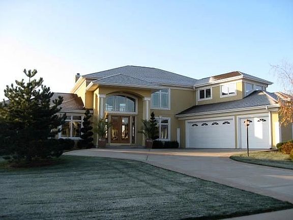 2nd image of 9713 Hill Creek Dr