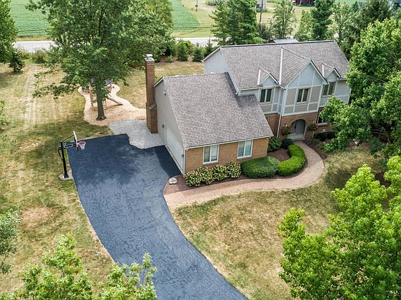 2nd image of 10843 Sierra Woods Cir