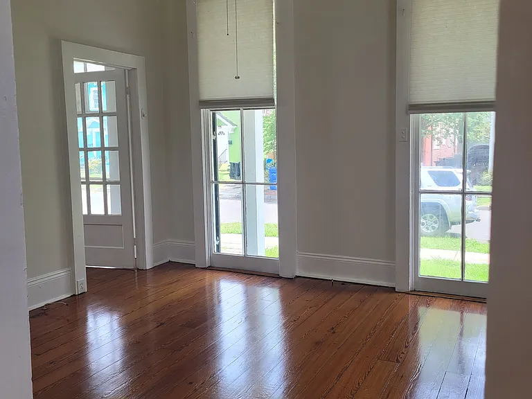 7502 Freret St — Photo 2