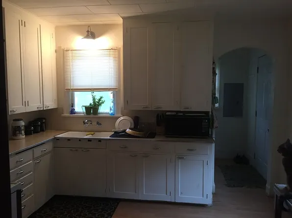 1438 SW 2nd St, McMinnville, OR 97128