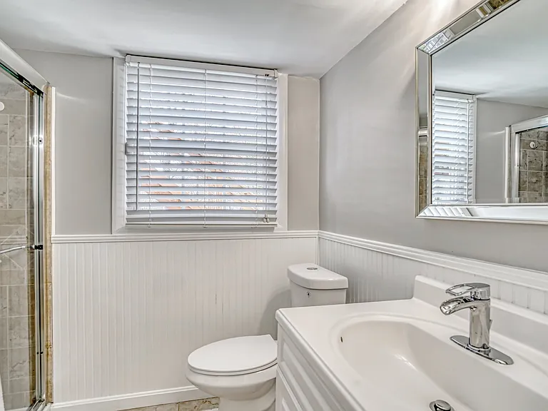 12805 Point Pleasant Dr — Photo 8