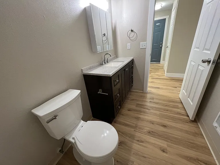 708 Browning Ave S #16 — Photo 14