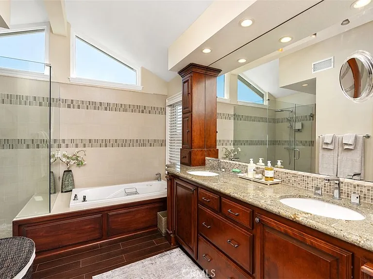 25732 Weston Dr — Photo 22