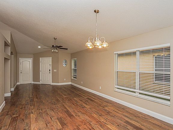 4th image of 10610 Navigation Dr